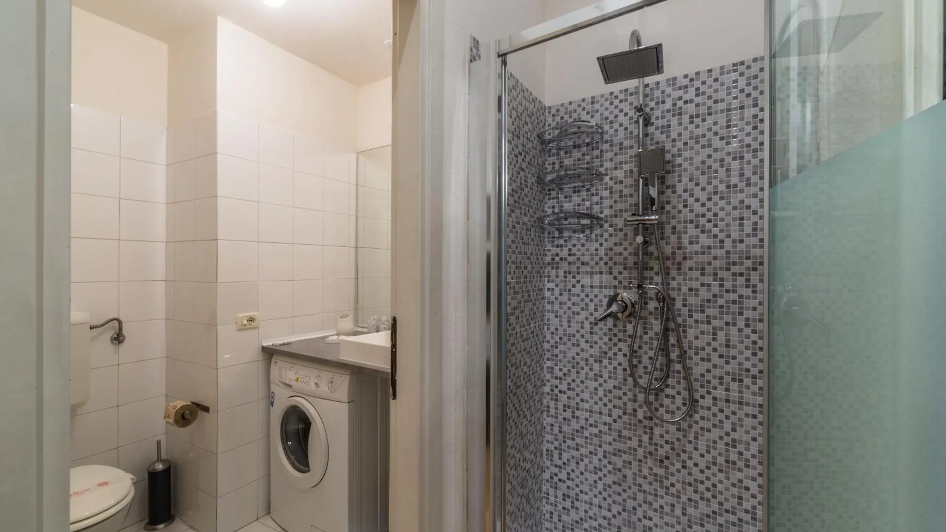 Apartamento Porta Venezia Open Space - Due Passi Dal Duomo - 2 Bagni Milán